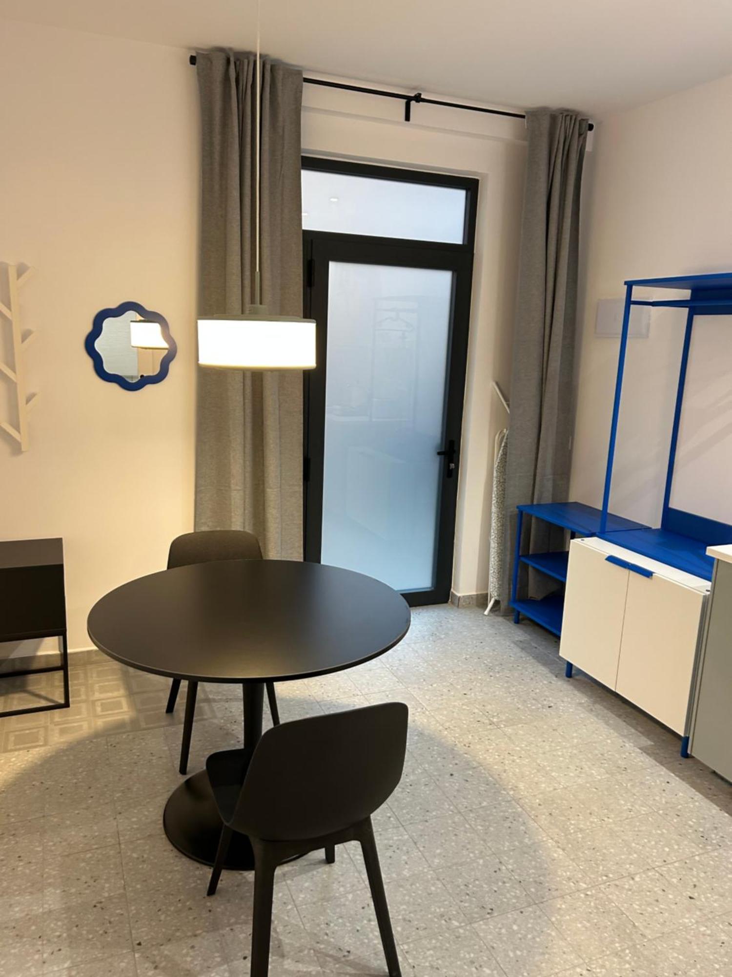 Apartamentos Navio Valencia Exteriör bild