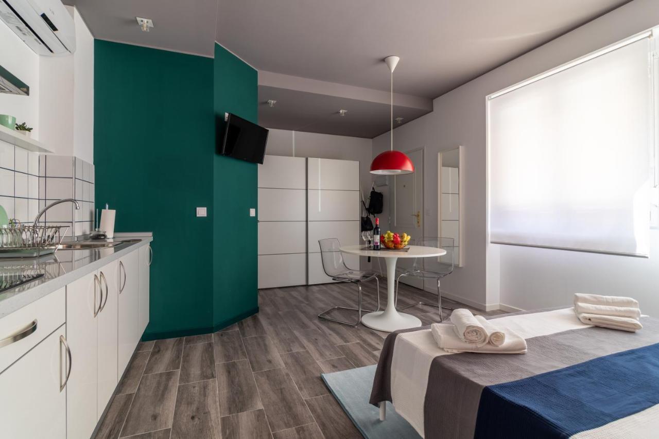 Apartamentos Navio Valencia Exteriör bild